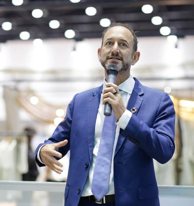 Paul Benhaim — Founder of The Happy Clinic
